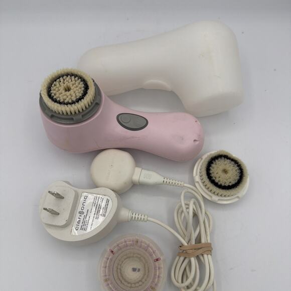 Clarisonic Mia 2 Sonic Facial Skin Cleansing Brush System Pink , Rechargeable - Picture 2 of 4
